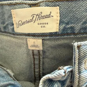 Universal Threads Women's Blue Shorts thumbnail 5