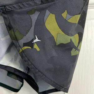 Old Navy Active Shorts camouflage L thumbnail 2