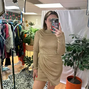 Free People Ruched Long Sleeve Metallic Gold Mini Dress Size 4 thumbnail 3