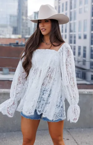 Lane 201 Daydreamer Lace Top thumbnail 1