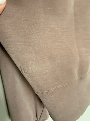 Lululemon Sofstreme Perfectly Oversized Cropped Crew - Taupetastic - Size 4 thumbnail 6