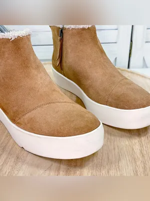 Toms Verona Suede Sherpa Lined Ankle Boots Sneakers Tan Size 7.5 thumbnail 7