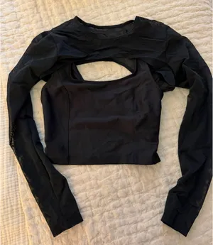 Old Navy Active Black active tank with mesh longsleeve thumbnail 1