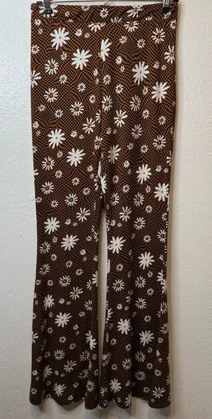 Altar’d State Daisy Extreme Flare Leggings Checkered Size Medium thumbnail 1