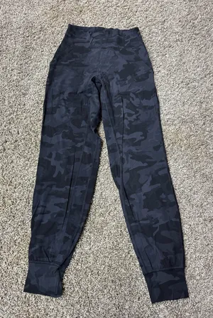 Lululemon Align Joggers Camo thumbnail 1