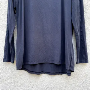 Lululemon Emerald Long Sleeve Tee Charcoal Black Size 12 thumbnail 3