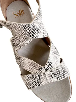 EUC Sofft Leather Snakeskin Sandals Size 9 thumbnail 3