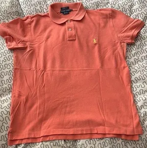 EUC Women’s Ralph Lauren Coral Polo Shirt Size L thumbnail 1