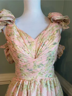 Romantic Pink Floral Maxi Dress with Puff Sleeves size 2 thumbnail 2