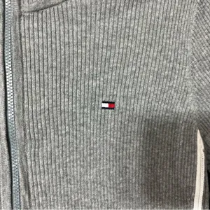 Tommy Hilfiger Gray Full Zip Womens Sweater Size S thumbnail 3