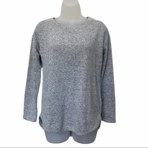 ✨ Felina Long Sleeve Gray Loungewear Top ✨ thumbnail 2