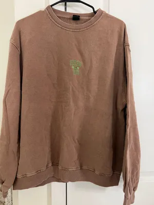 Urban Outfitters  thumbnail 1