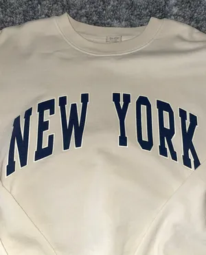 PacSun crewneck thumbnail 2