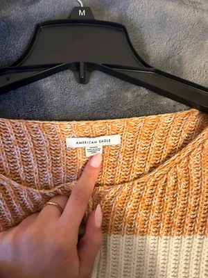 American Eagle Outfitters Cropped Sweater thumbnail 2
