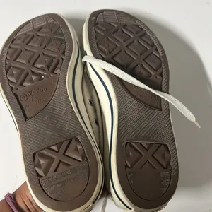Converse Unisex Shoe in Cream M7 W9 thumbnail 9