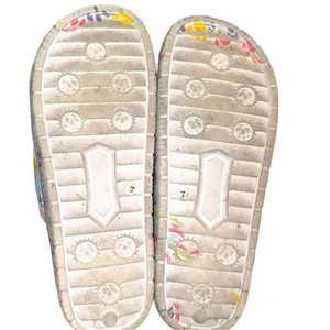 Unbranded white slip on sandals with colorful paw print design! thumbnail 5