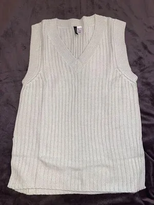 Sweater Vest thumbnail 1
