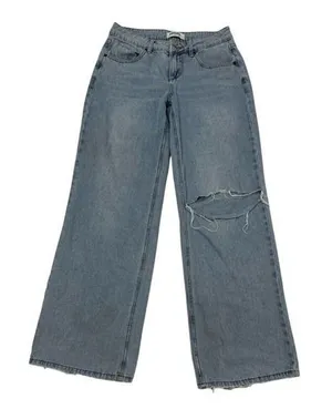 RSQ Low Rise Baggy Jeans Size 25 Distressed Knee Wide Leg Y2K Skater Light‎ Wash thumbnail 1