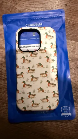 iPhone 16 iPhone case Multiple thumbnail 4
