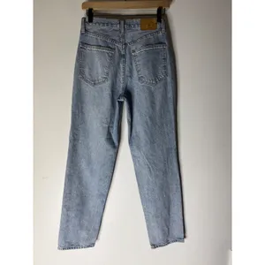Denim Forum Aritzia‎ womens 90s boyfriend high loose jeans distressed 30L thumbnail 2