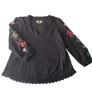 Anthropologie -531‎ Helene Embroidered Peasant Blouse Black Floral Size Small thumbnail 3