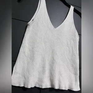 ABERCROMBIE & FITCH Ribbed Sweater Tank Top Sleeveless Stretch Women’s Sz S EUC thumbnail 2
