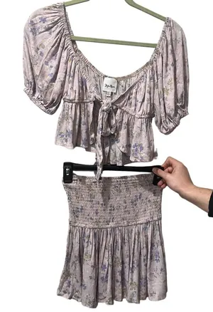 Sky to Moon small Set Purple Flowers ‎ Crop Top & Skirt Tie Front Fairy NEW thumbnail 1