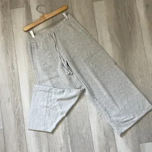 Quince Crop Sweatpants supersoft fleece wide leg womens Gray (small) loungewear thumbnail 4