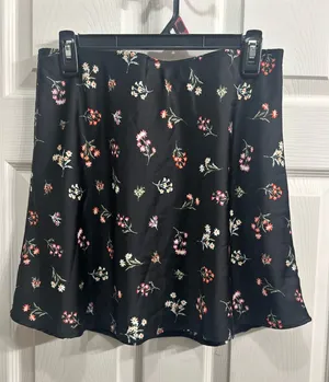 Cute skirt thumbnail 1
