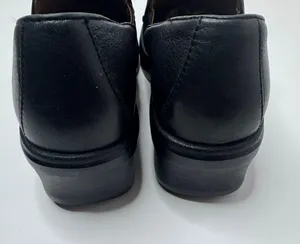 Ariat Style #95805 Black Leather Clogs Size 7.5B thumbnail 4