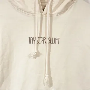 Taylor Swift Eras Tour Hoodie Ivory Small Official Merch Cream Fearless Heart thumbnail 2