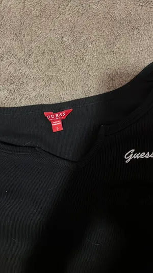 Guess shirt thumbnail 2