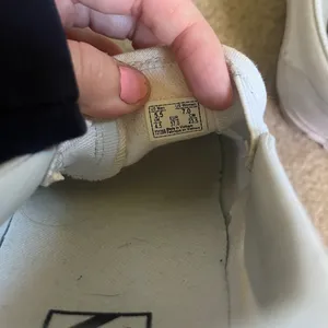 white vans thumbnail 2