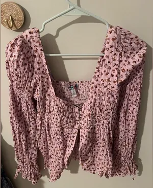 Urban Outfitters NWOT Allie Tie Sleeve Sleeve Blouse Floral Print Size S thumbnail 7
