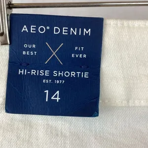 American Eagle Ivory High Rise Shortie Denim Cuffed Bermuda Shorts 14 NEW thumbnail 4