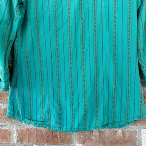 North Face Snap Up Cotton Shirt Women’s Small Turquoise Western Roll Tab Gorp thumbnail 9