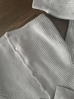 Wilfred grey knit chunky jumper collared button down sweater jacket  thumbnail 4