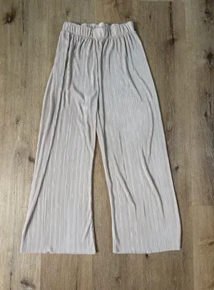 SheIn Wide Leg Beige Pleated Pants thumbnail 1