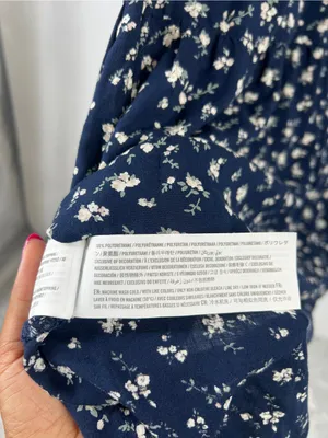 Hollister Navy Floral Puff-Sleeve‎ Midi Dress with Side Slit thumbnail 8