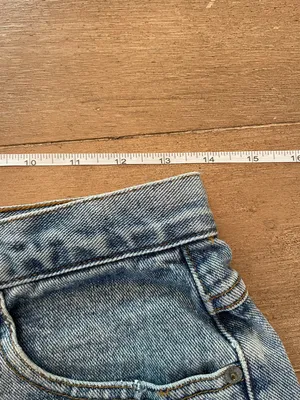 American Eagle Vintage Dungarees Denim Shorts Size 4 Long thumbnail 5