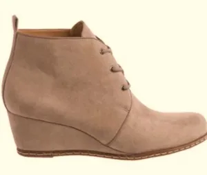 Franco Sarto Annabelle Tan Suede Lace Up Wedge Booties Women’s Size 8 B46‎ thumbnail 1