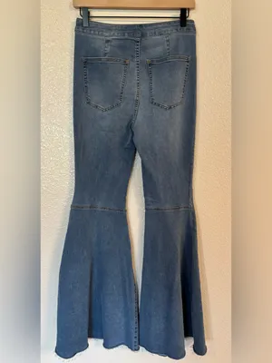 FREE PEOPLE We The Free Just Float on Flare Bell Bottoms Jeans thumbnail 4
