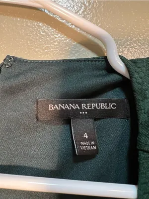 Banana Republic Women's Size 4 Dress Dark Green Textured‎ Holiday Bell Sleeve thumbnail 11