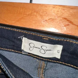 Jessica Simpson Jeans thumbnail 2