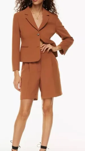 ✨Aritzia Wilfred The Effortless 7" Burnt Orange Sz 0 Shorts✨ thumbnail 1