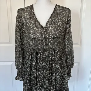Zara Green & White Polka Dot Mini Dress – Long Sleeve Smocked Waist, Size M thumbnail 4