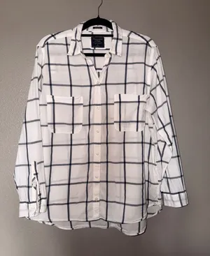 Abercrombie & Fitch White Button-Down Shirt with Black Windowpane Plaid thumbnail 1