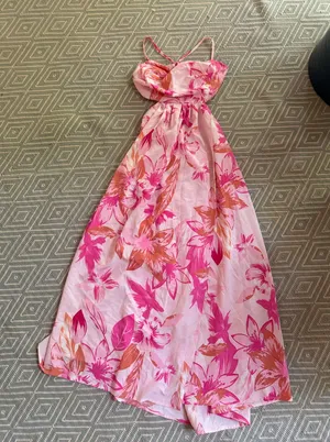 Pink floral dress thumbnail 1