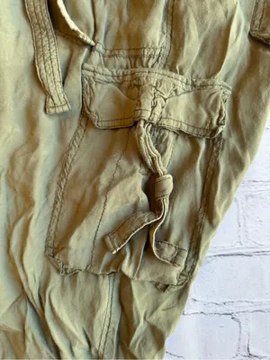 Vintage Y2K Abercrombie & Fitch Women’s Cargo Capri Pants Size 6 Belted Green thumbnail 12