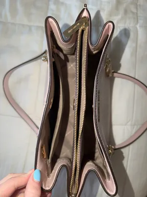 Michael Kors Purse thumbnail 2